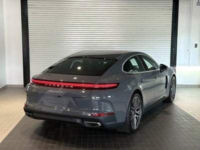 2026 Porsche Panamera 4