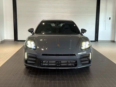 2026 Porsche Panamera 4