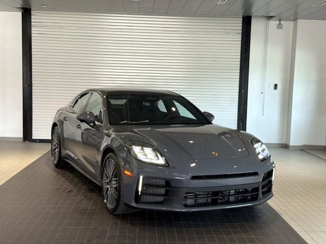 2026 Porsche Panamera 4