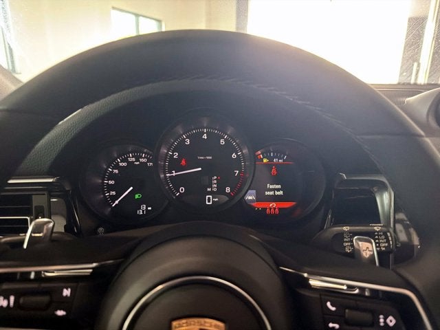 2026 Porsche Macan Base