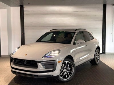 2026 Porsche Macan Base