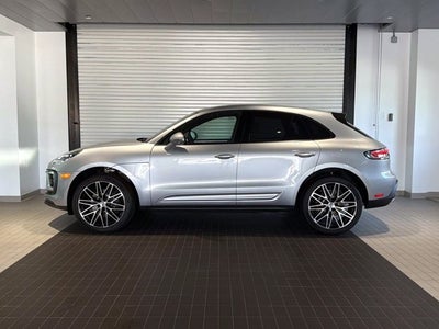 2026 Porsche Macan Base