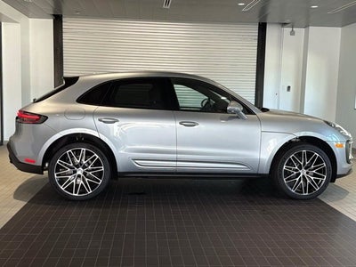 2026 Porsche Macan Base