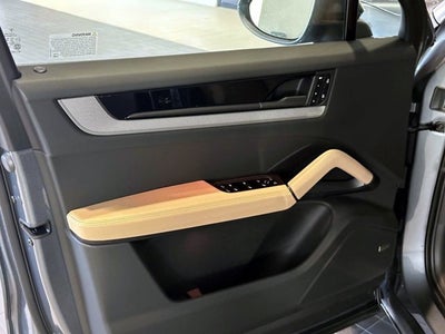 2026 Porsche Cayenne Base