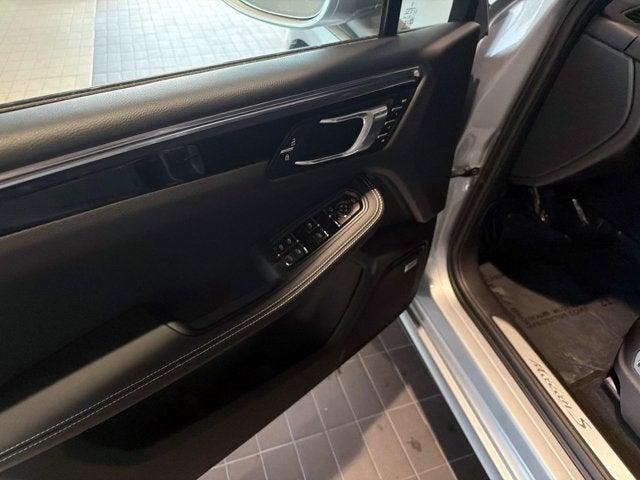 2026 Porsche Macan S