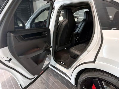 2026 Porsche Cayenne GTS