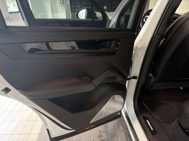 2026 Porsche Cayenne GTS