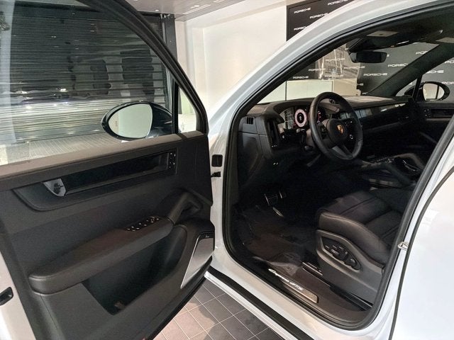 2026 Porsche Cayenne GTS