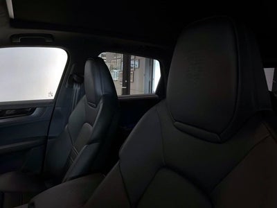 2026 Porsche Cayenne GTS