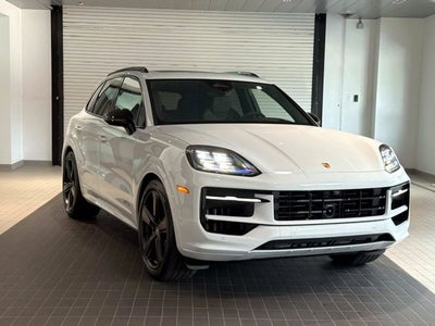 2026 Porsche Cayenne GTS