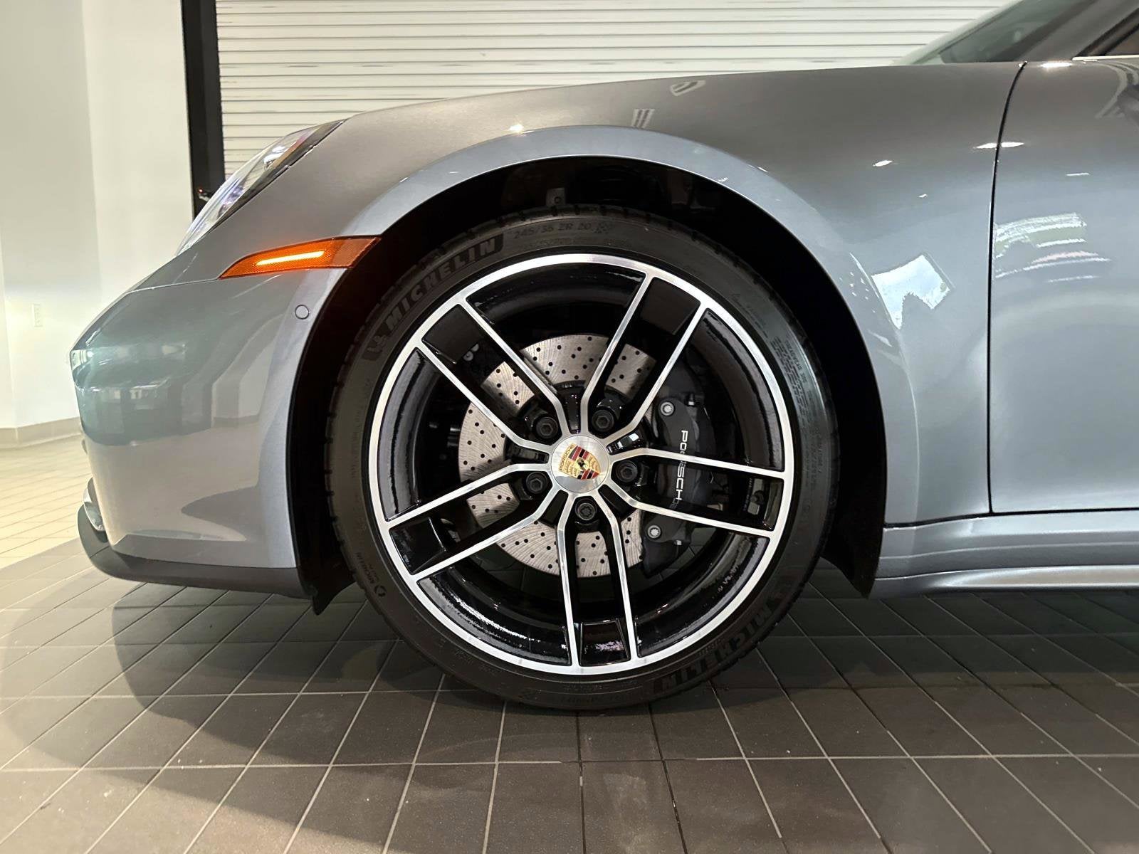 2026 Porsche 911 Carrera