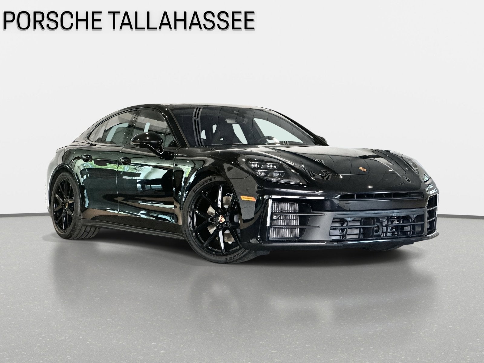 2025 Porsche Panamera 4