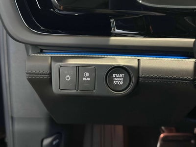 2025 Porsche Panamera 4