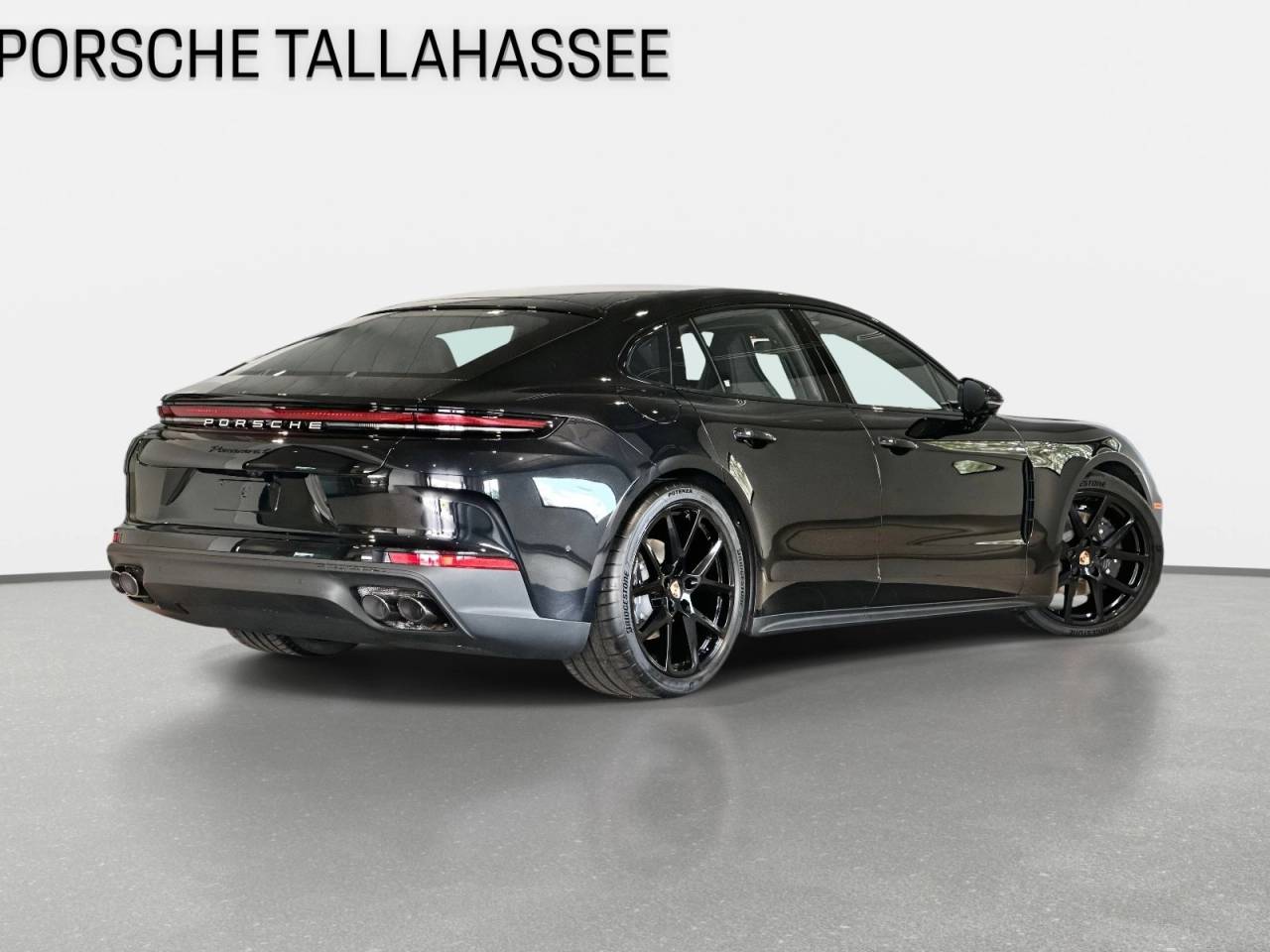 2025 Porsche Panamera 4