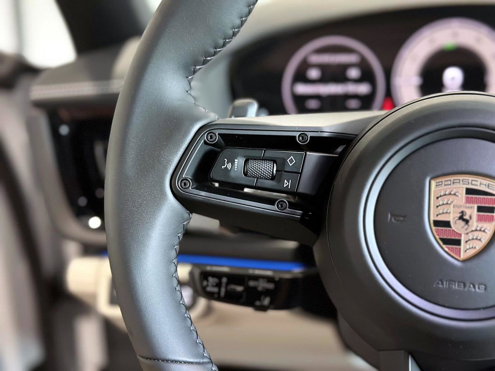 2026 Porsche Panamera 4 E-Hybrid