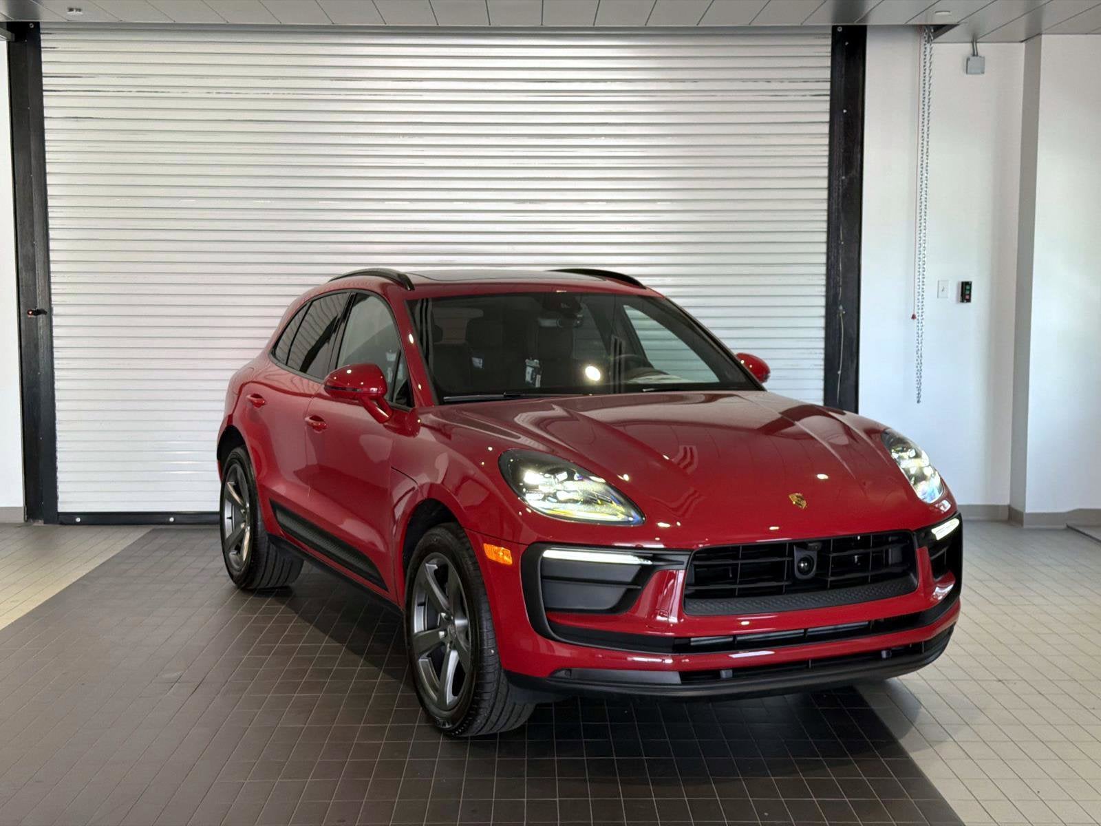 2026 Porsche Macan Base