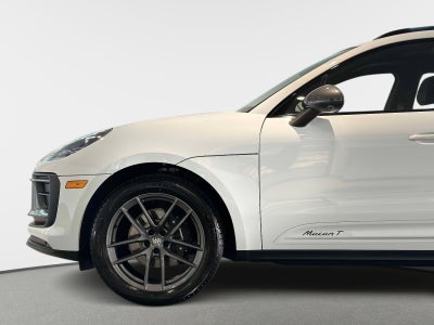 2025 Porsche Macan T