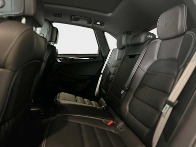 2025 Porsche Macan T