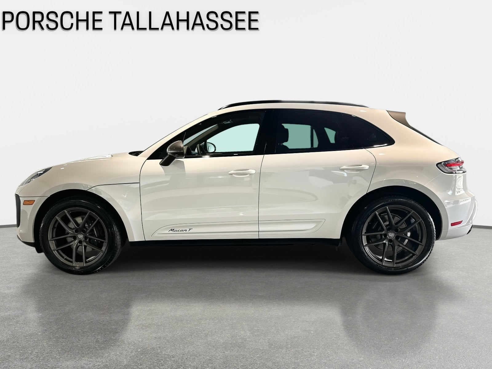 2025 Porsche Macan T