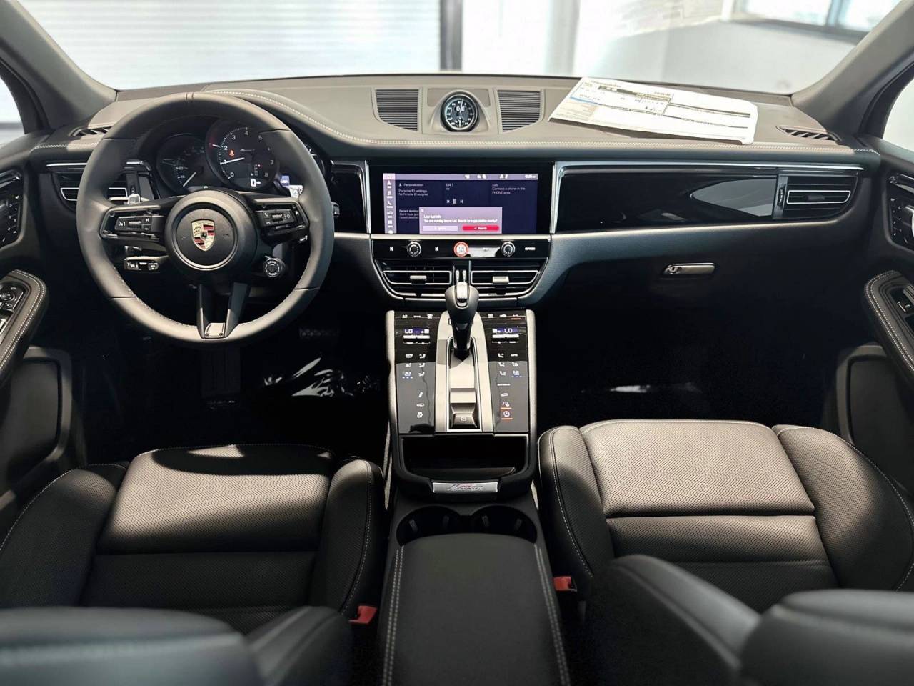 2025 Porsche Macan T