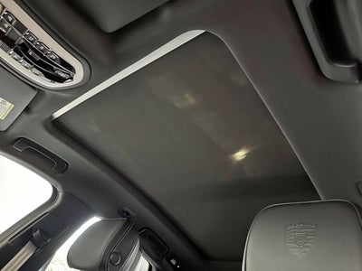 2025 Porsche Macan T