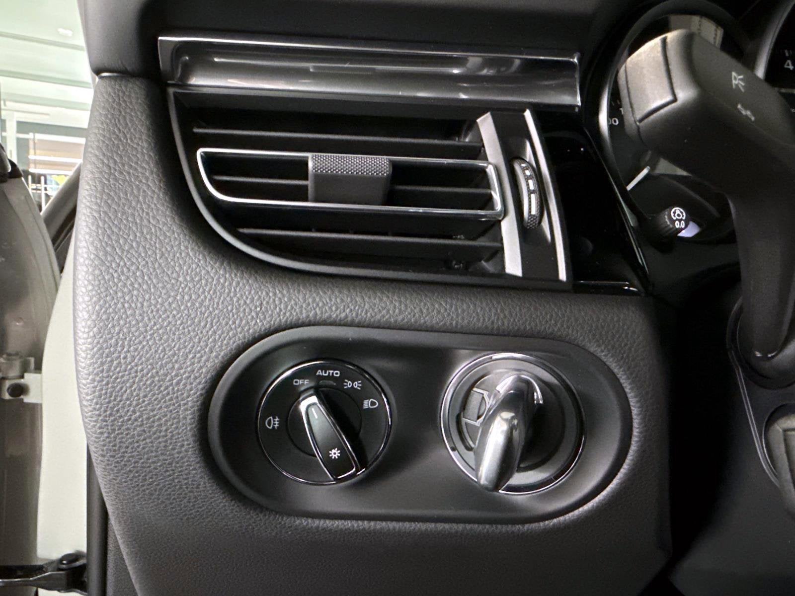 2026 Porsche Macan T