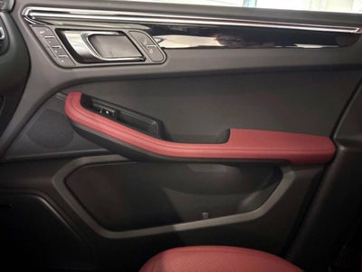 2026 Porsche Macan T