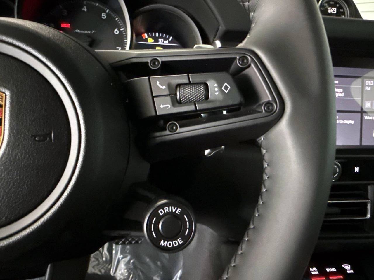 2026 Porsche Macan T