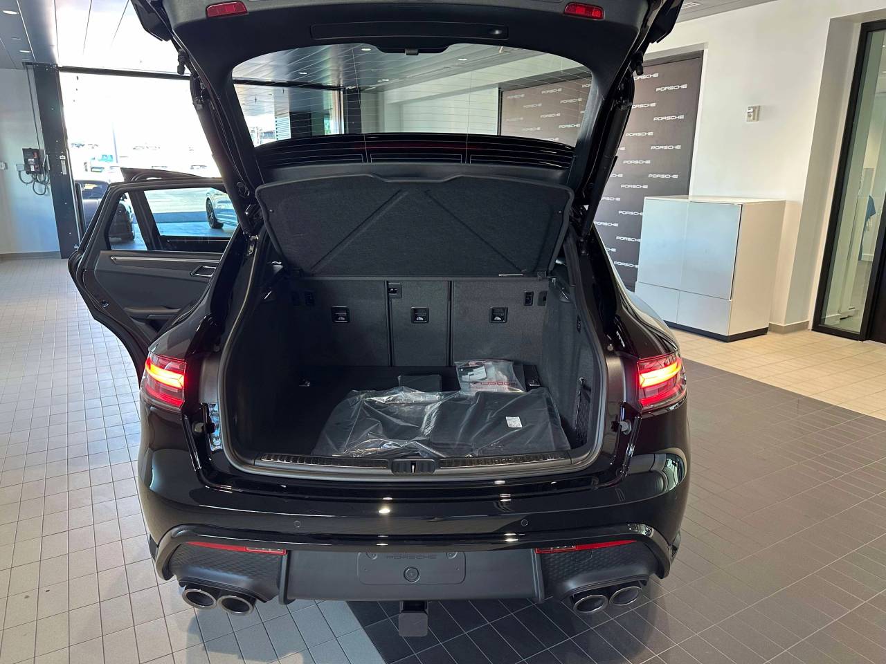 2026 Porsche Macan GTS