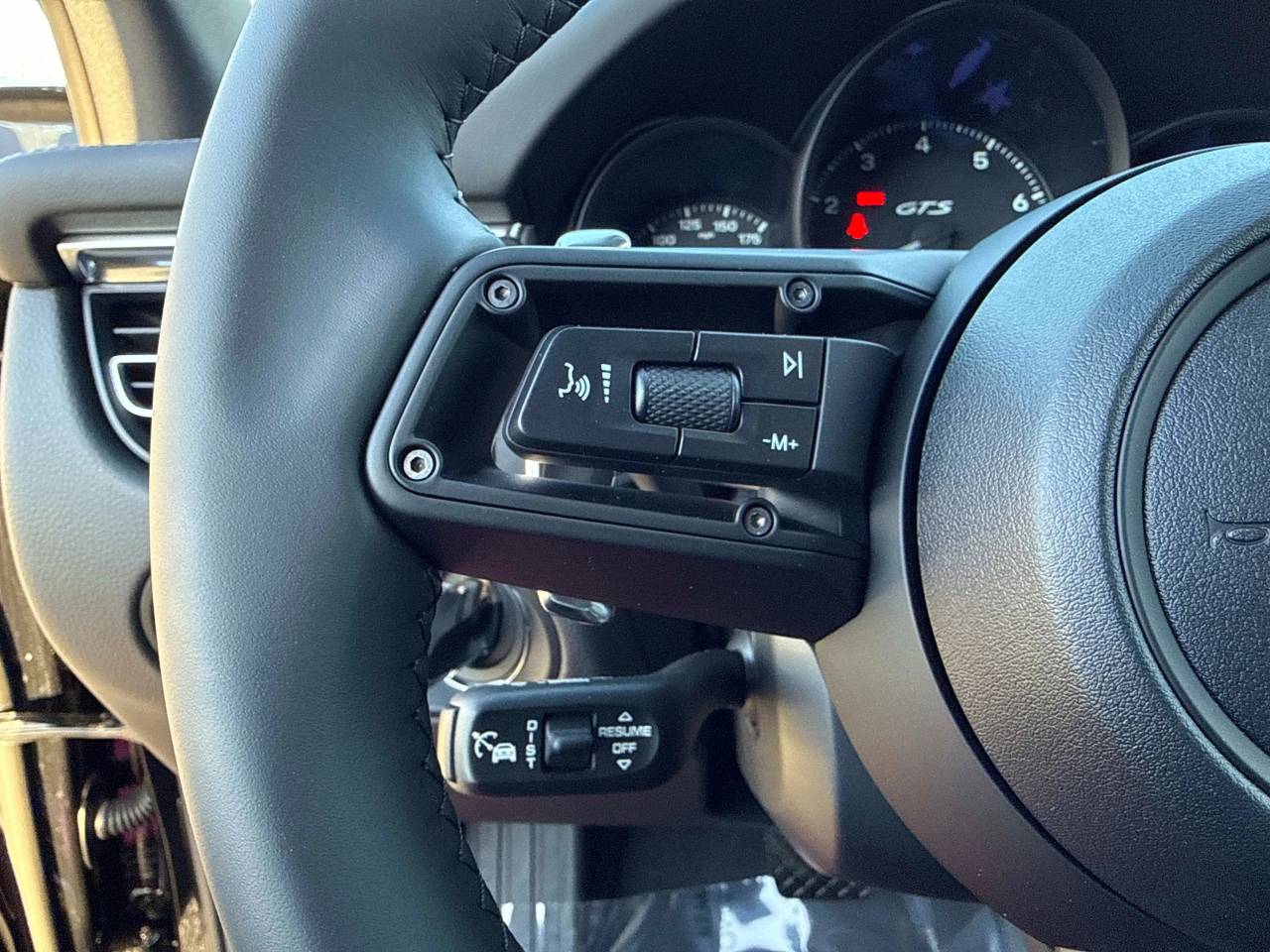 2026 Porsche Macan GTS