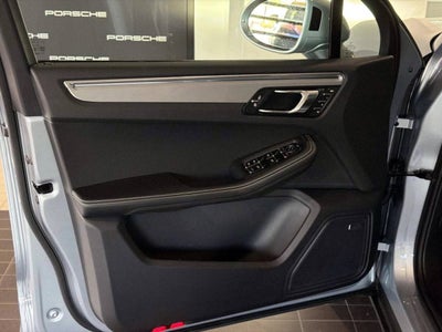 2026 Porsche Macan S