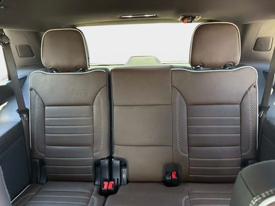 2025 GMC Yukon Denali Ultimate