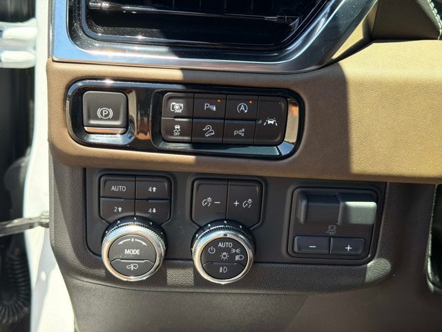 2025 GMC Yukon Denali Ultimate