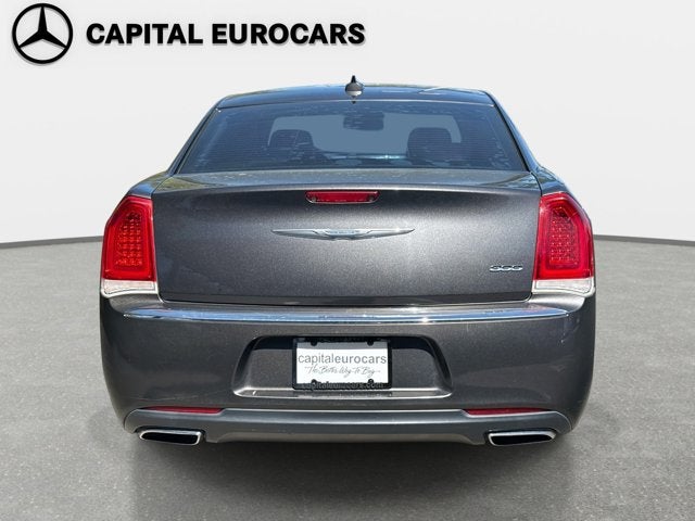 2015 Chrysler 300 Limited