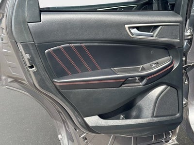2022 Ford Edge ST Line