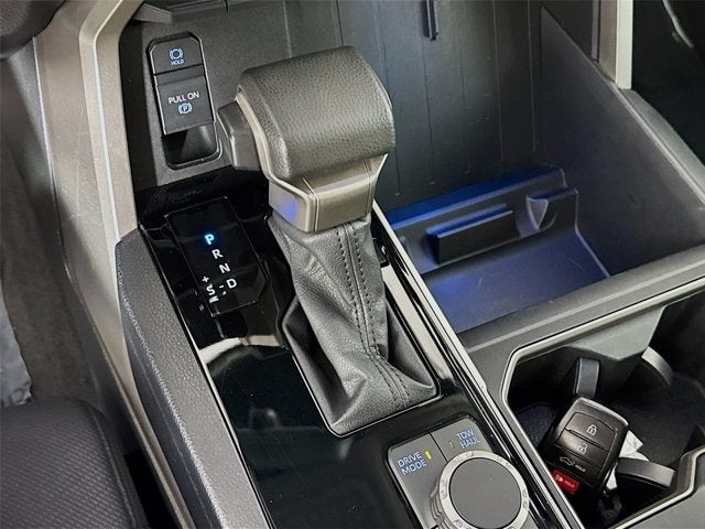 2022 Toyota Tundra 2WD SR5