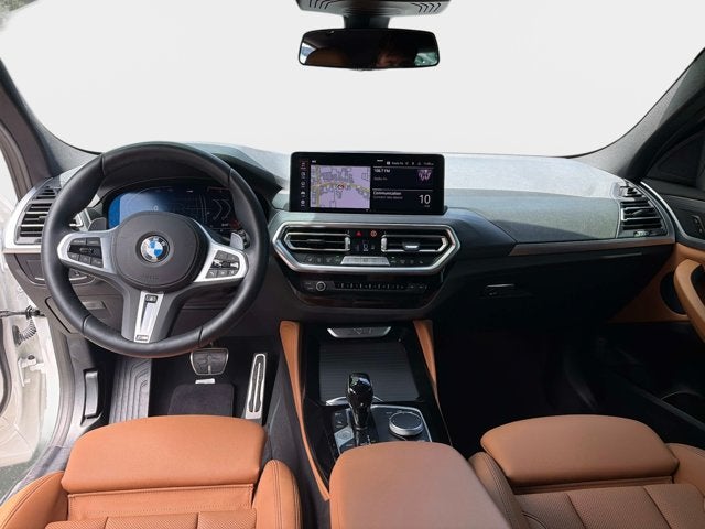 2025 BMW X4 xDrive30i