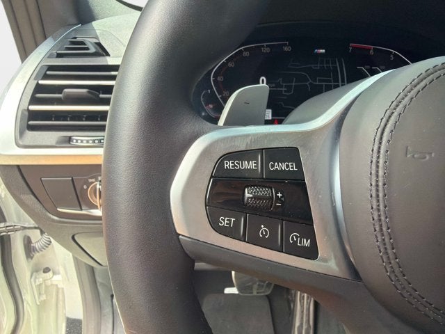 2025 BMW X4 xDrive30i