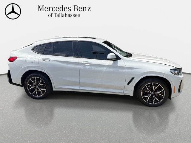 2025 BMW X4 xDrive30i