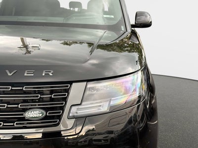 2025 Land Rover Range Rover SE