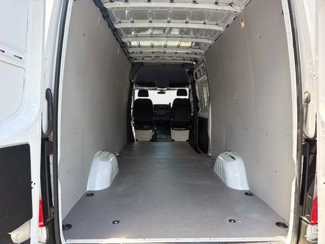 2023 Mercedes-Benz Sprinter Cargo Van Cargo 170 WB