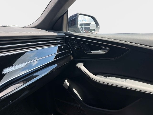 2025 Audi Q8 55 Prestige