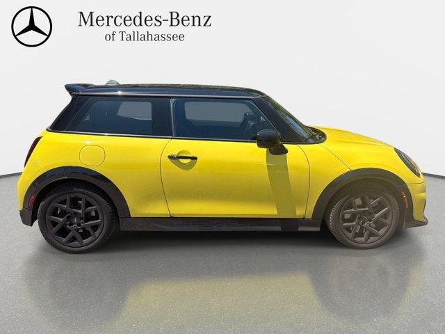 2026 MINI Hardtop 2 Door Iconic