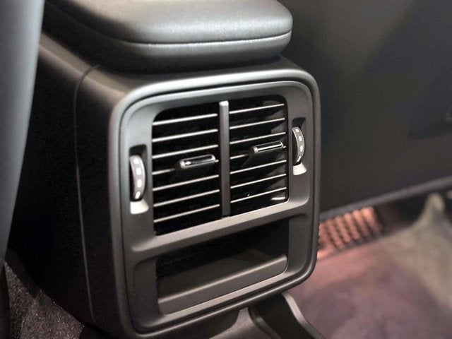 2025 Porsche Taycan 4