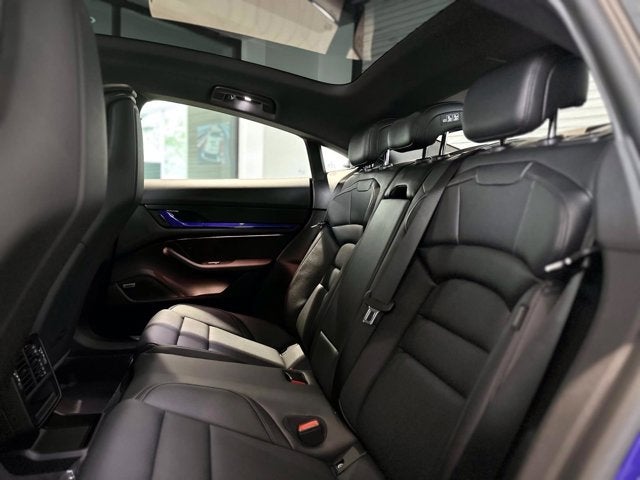 2025 Porsche Taycan 4