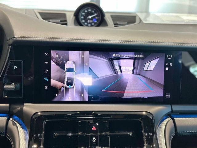 2025 Porsche Panamera 4