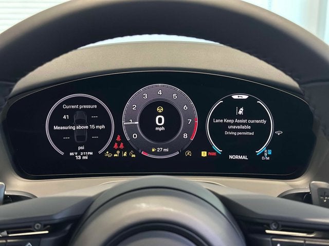 2025 Porsche Panamera 4