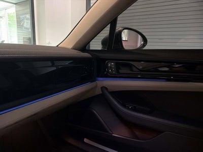 2025 Porsche Panamera Base