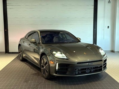 2025 Porsche Panamera Base
