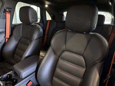 2025 Porsche Macan T